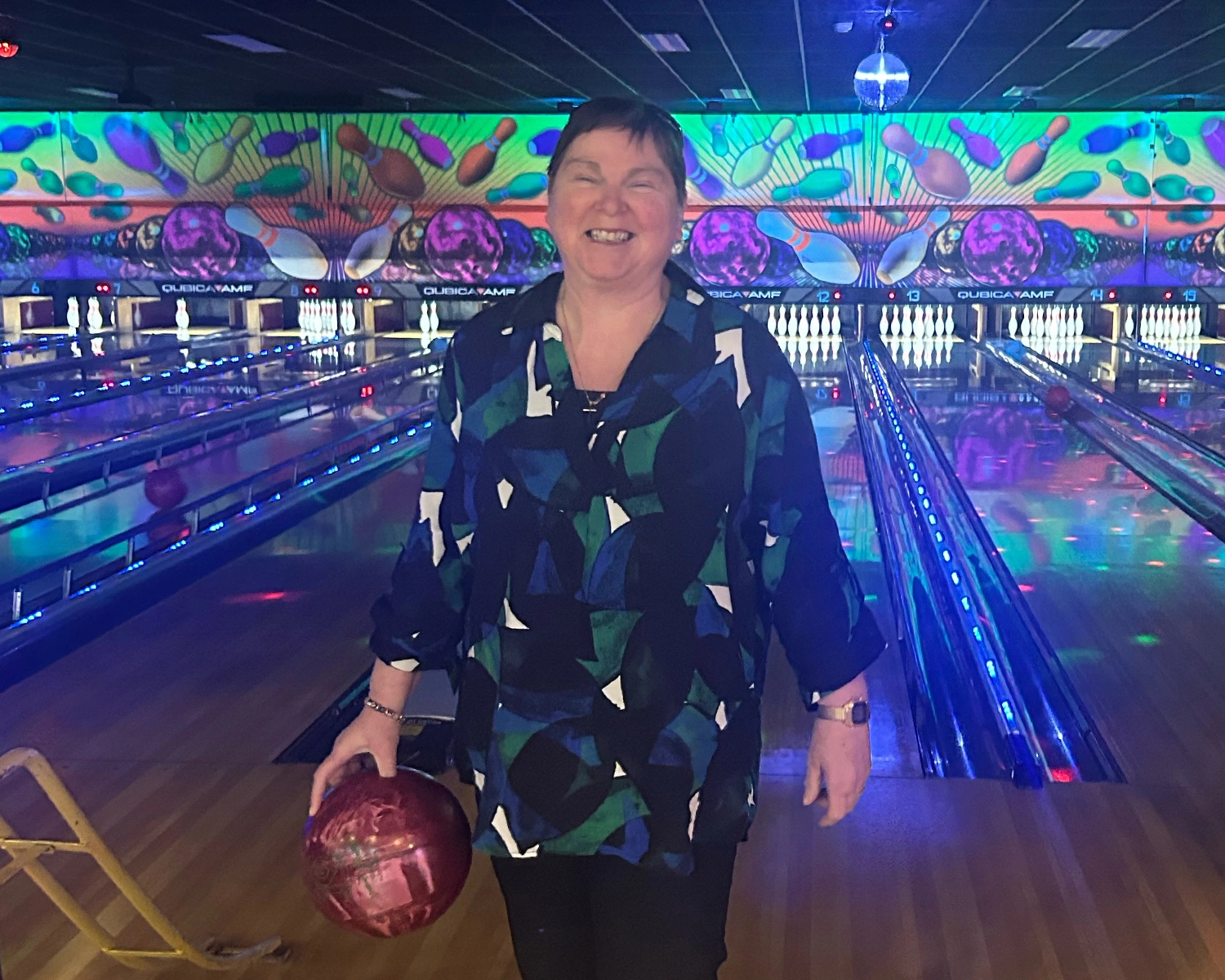 Bowling Ten Pin atDistinctive Options Noweyung